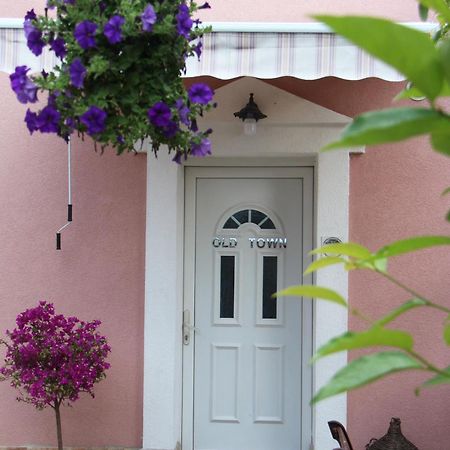 Villa Old Town Podgorica Buitenkant foto
