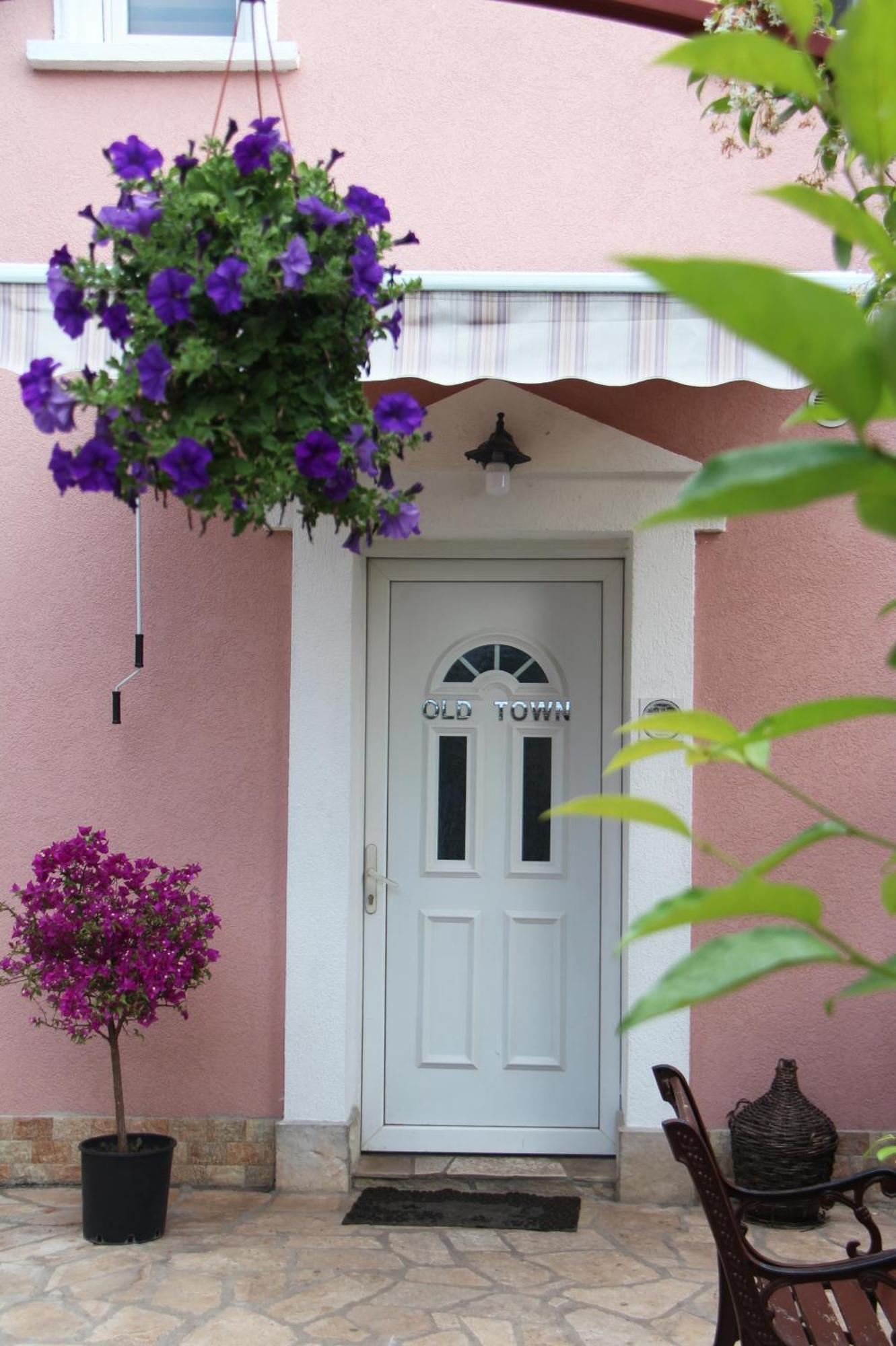 Villa Old Town Podgorica Buitenkant foto